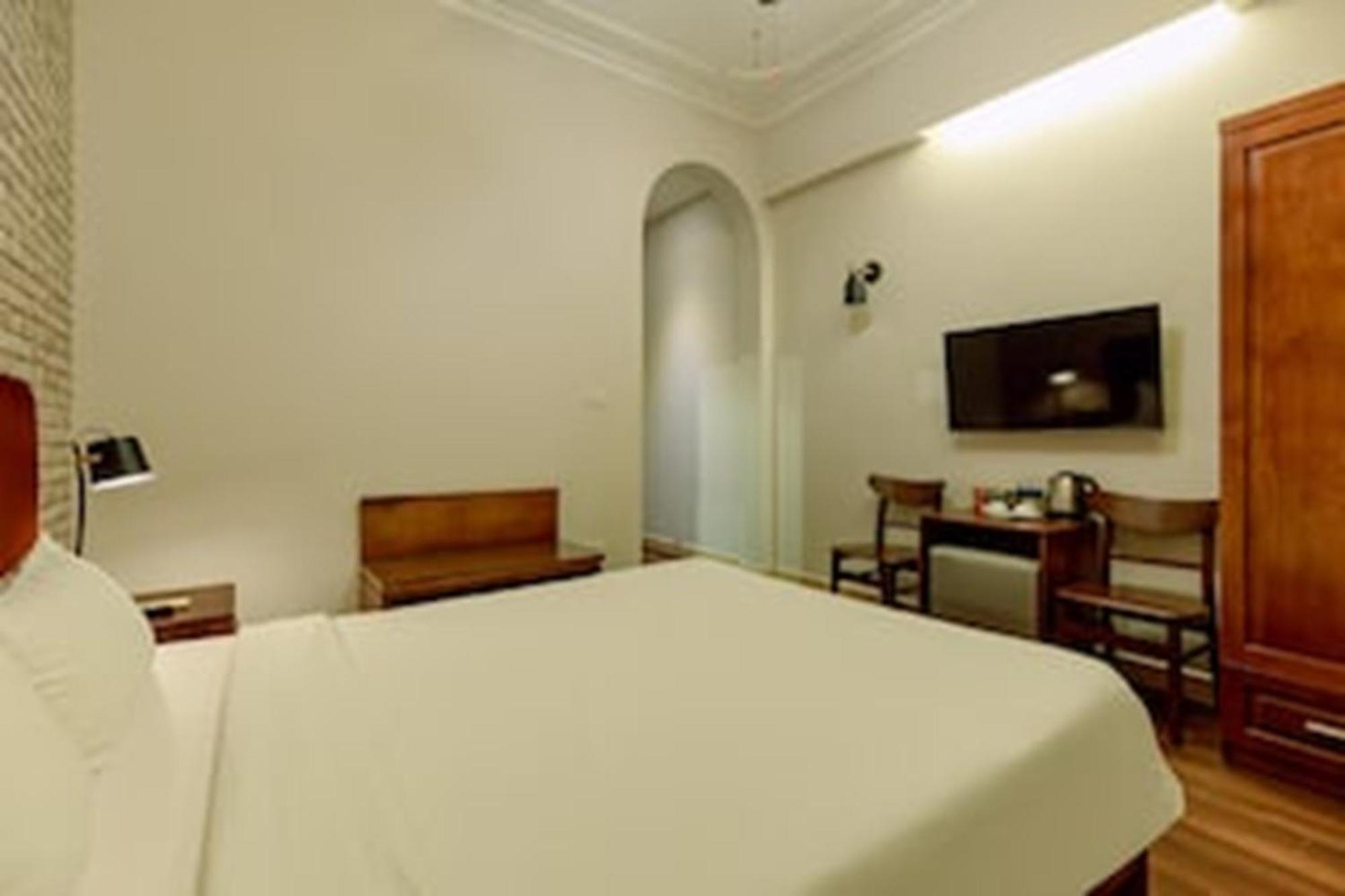 Super Oyo Capital O 1173 Le Grand Hanoi Hotel - The Ruby Екстер'єр фото