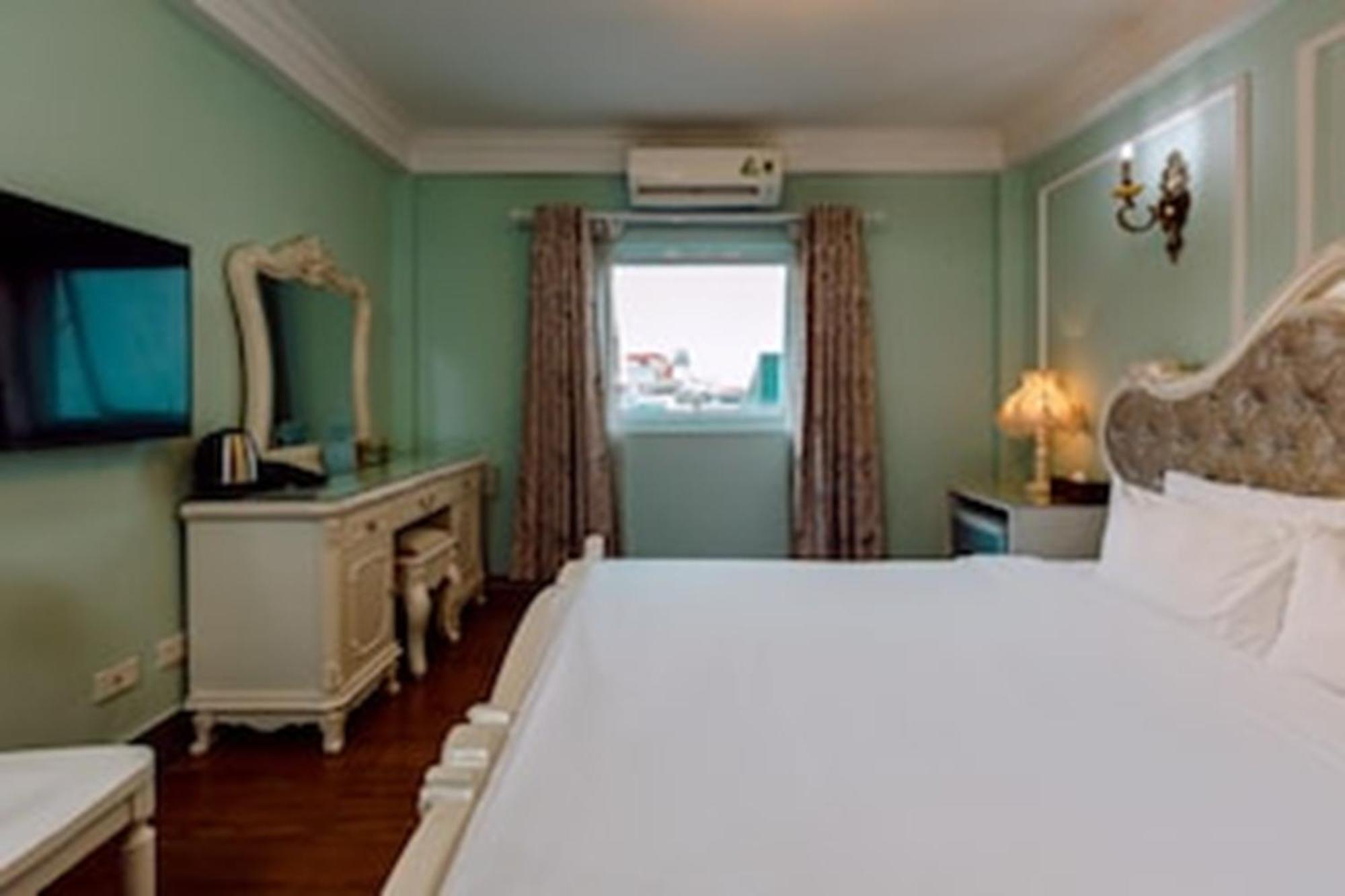 Super Oyo Capital O 1173 Le Grand Hanoi Hotel - The Ruby Екстер'єр фото
